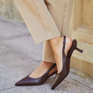 ZAPATO DESTALONADO MARRÓN